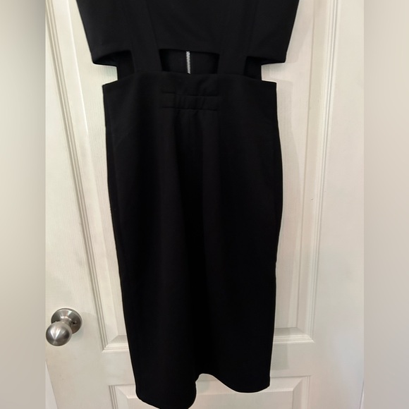 Snidel Cut-Out Midi Dress - Picture 3 of 8